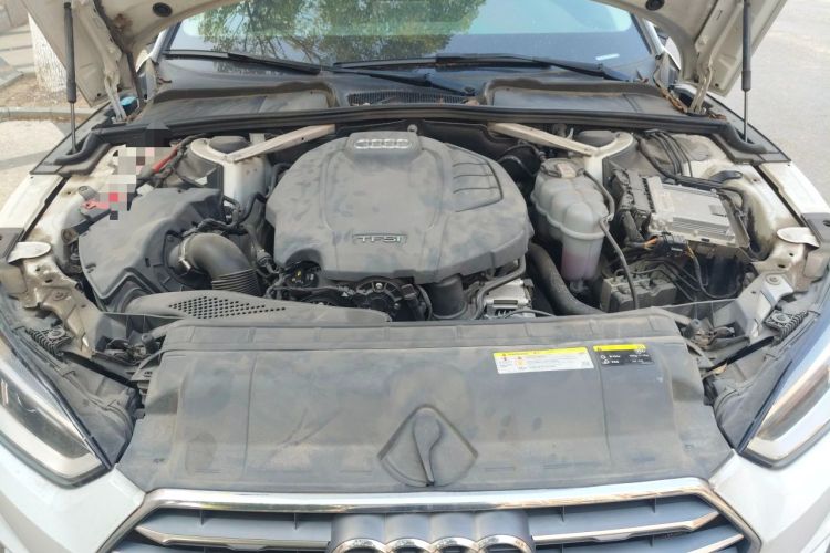 Used Audi A5 2019 Sportback 40 TFSI Fashion Model Engine Bay