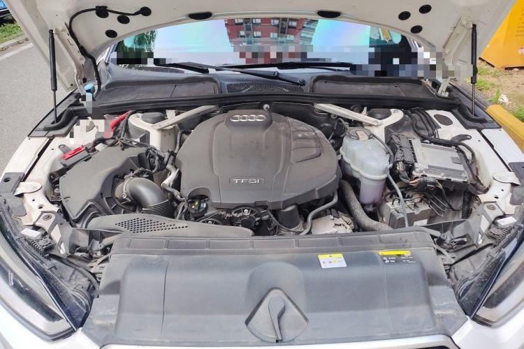 Used Audi A5 2019 Sportback 40 TFSI Fashion Model Engine Bay