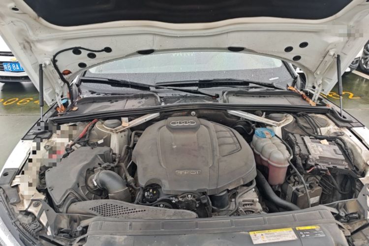 Used Audi A5 2019 Sportback 40 TFSI Fashion Model Engine Bay