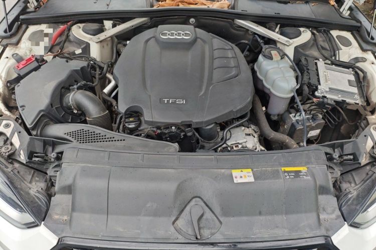 Used Audi A5 2019 Sportback 40 TFSI Fashion Model Engine Bay