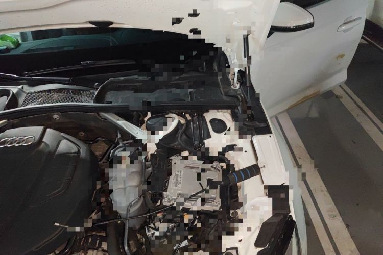 Used Audi A5 2019 Sportback 40 TFSI Fashion Model Engine Bay Left