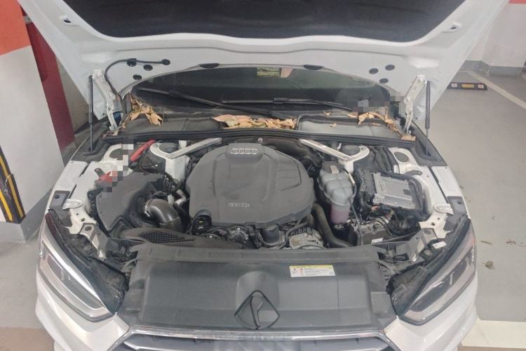 Used Audi A5 2019 Sportback 40 TFSI Fashion Model Engine Bay