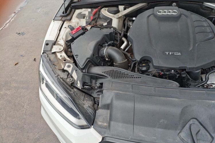 Used Audi A5 2019 Sportback 40 TFSI Fashion Model Engine Bay Right