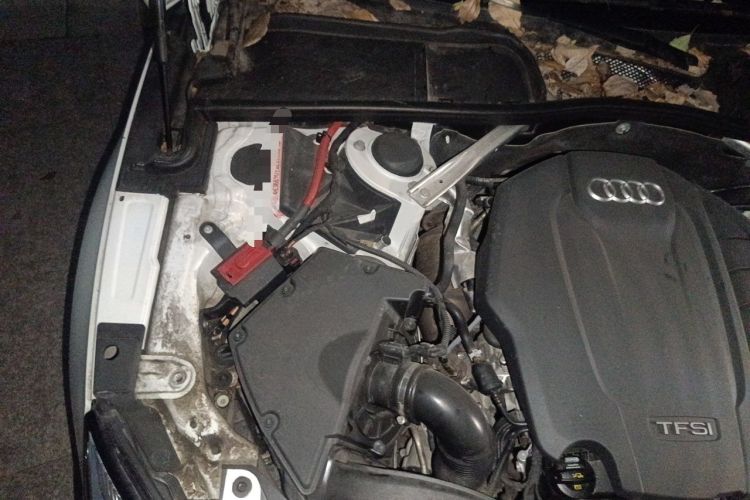 Used Audi A5 2019 Sportback 40 TFSI Fashion Model Engine Bay Right