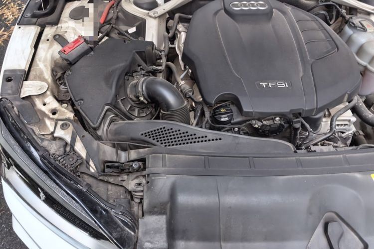 Used Audi A5 2019 Sportback 40 TFSI Fashion Model Engine Bay Right
