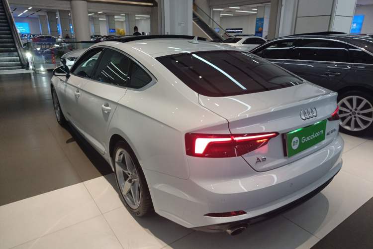 Used Audi A5 2019 Sportback 40 TFSI Fashion Model Exterior 2