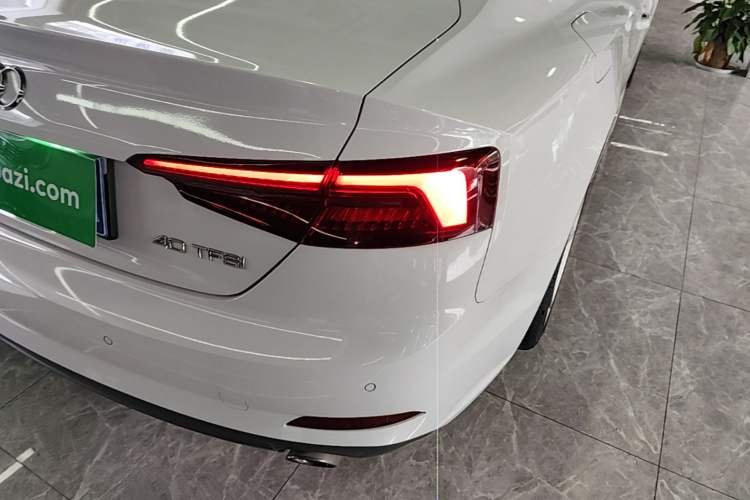 Used Audi A5 2019 Coupe 40 TFSI Fashion Edition China V Emission Standard Exterior 3