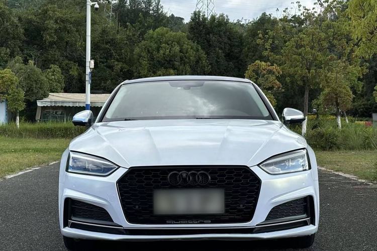 Used Audi A5 2019 Coupe 40 TFSI Fashion Edition China V Emission Standard Exterior 3