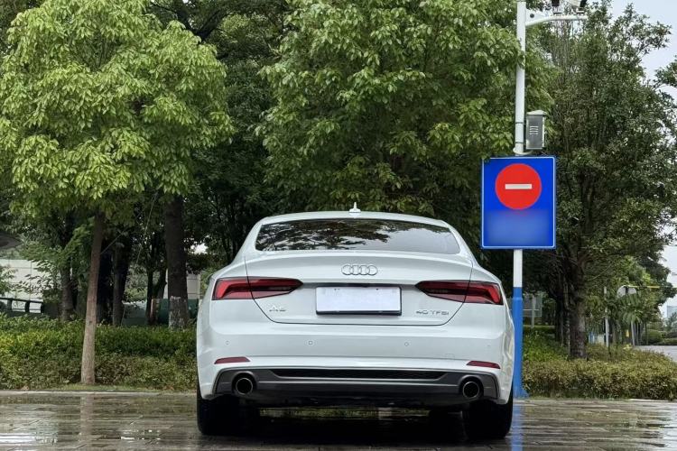 Used Audi A5 2019 Sportback 40 TFSI Fashion Model Exterior 4