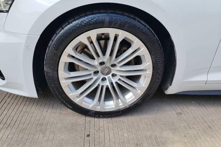 Used Audi A5 2019 Sportback 40 TFSI Fashion Model Exterior 4