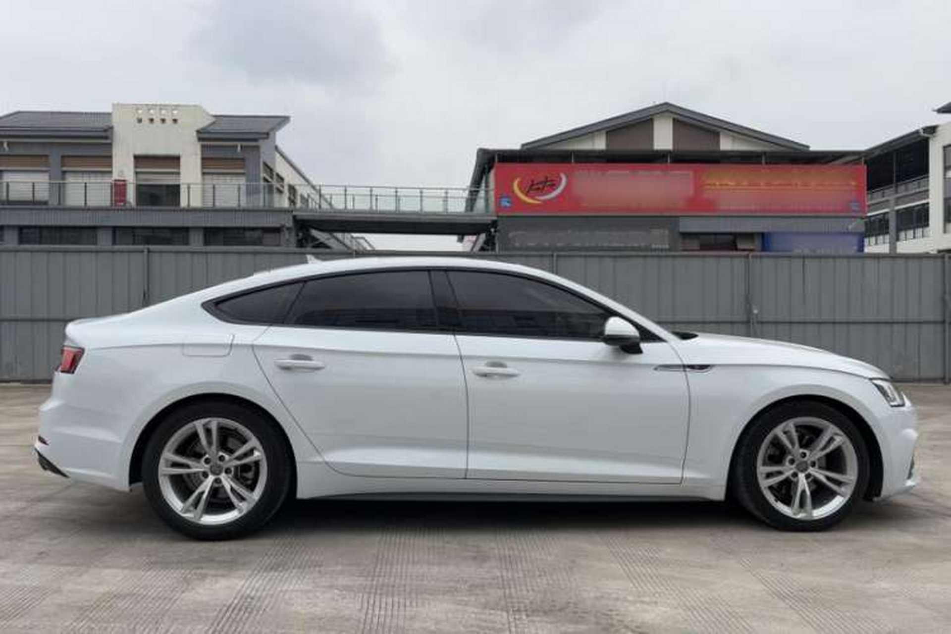 Used Audi A5 2019 Sportback 40 TFSI Fashion Model Exterior 4