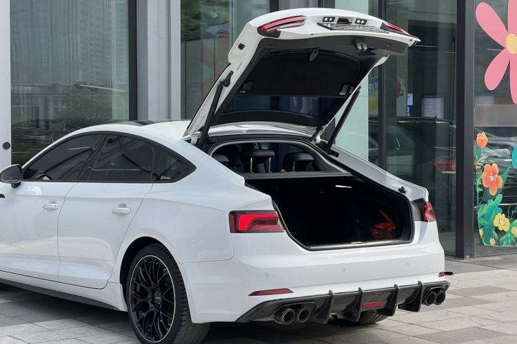 Used Audi A5 2019 Sportback 40 TFSI Fashion Model Exterior 5