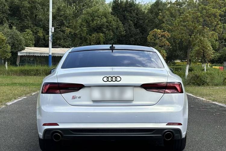 Used Audi A5 2019 Coupe 40 TFSI Fashion Edition China V Emission Standard Exterior 6