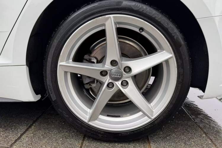 Used Audi A5 2019 Sportback 40 TFSI Fashion Model Exterior 8