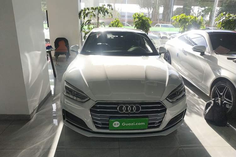 Used Audi A5 2019 Coupe 40 TFSI Fashion Edition China V Emission Standard Front