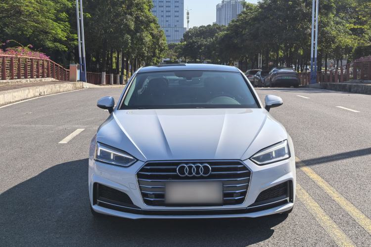 Used Audi A5 2019 Coupe 40 TFSI Fashion Edition China V Emission Standard Front