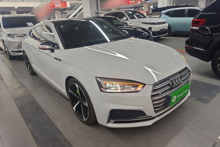 Used Audi A5 2019 Sportback 40 TFSI Fashion Model Front Right 45 Deg