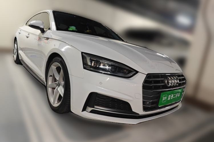 Used Audi A5 2019 Sportback 40 TFSI Fashion Model Front Right 45 Deg