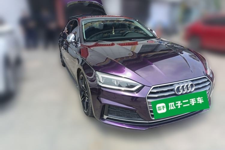 Used Audi A5 2019 Sportback 45 TFSI Sport Edition Front Right 45 Deg