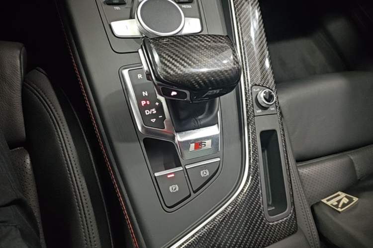 Used Audi A5 2019 Sportback 45 TFSI quattro Sport Model Gear Lever