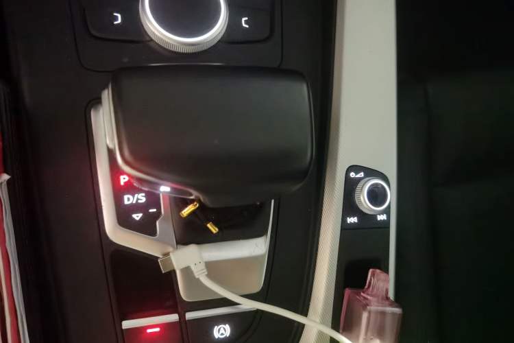 Used Audi A5 2019 Sportback 40 TFSI Fashion Model Gear Lever