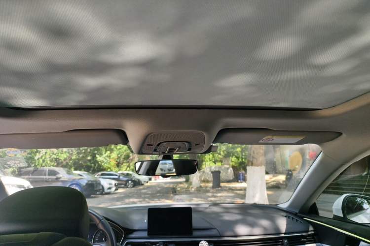 Used Audi A5 2019 Coupe 40 TFSI Fashion Edition China V Emission Standard Headliner