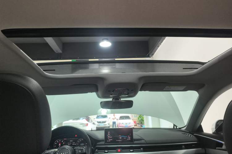 Used Audi A5 2019 Sportback 45 TFSI quattro Sport Model Headliner