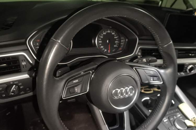 Used Audi A5 2019 Sportback 40 TFSI Fashion Model Instrument Cluster