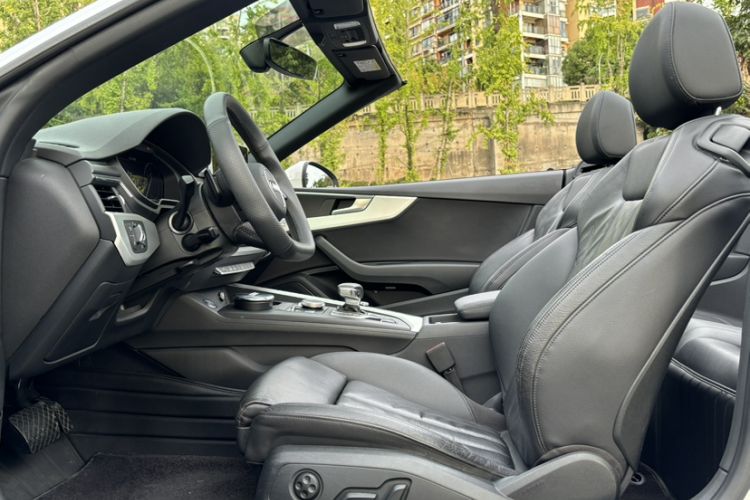 Used Audi A5 2019 Cabriolet 45 TFSI quattro Sport model China V standard Interior 2