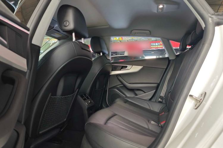 Used Audi A5 2019 Sportback 45 TFSI Fashion Model Interior 2