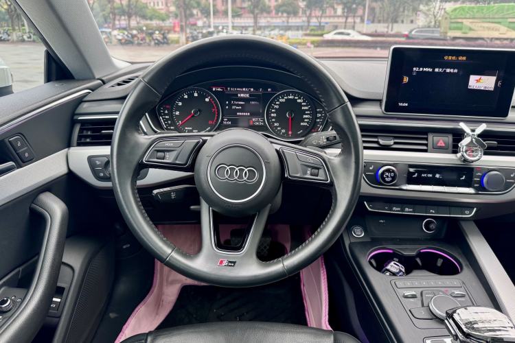 Used Audi A5 2019 Sportback 40 TFSI Fashion Model Interior 2