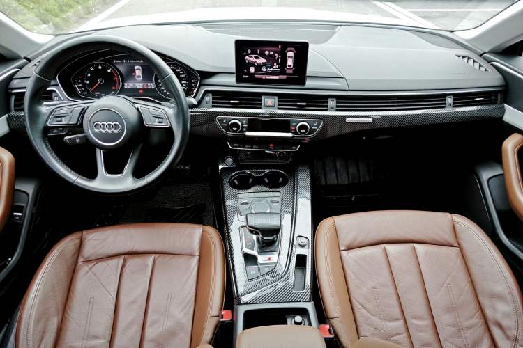 Used Audi A5 2019 Sportback 40 TFSI Fashion Model Interior 3
