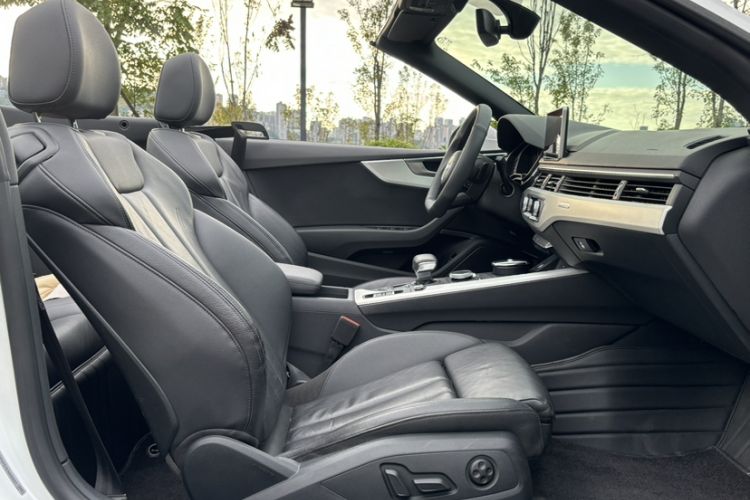 Used Audi A5 2019 Cabriolet 45 TFSI quattro Sport model China V standard Interior 3