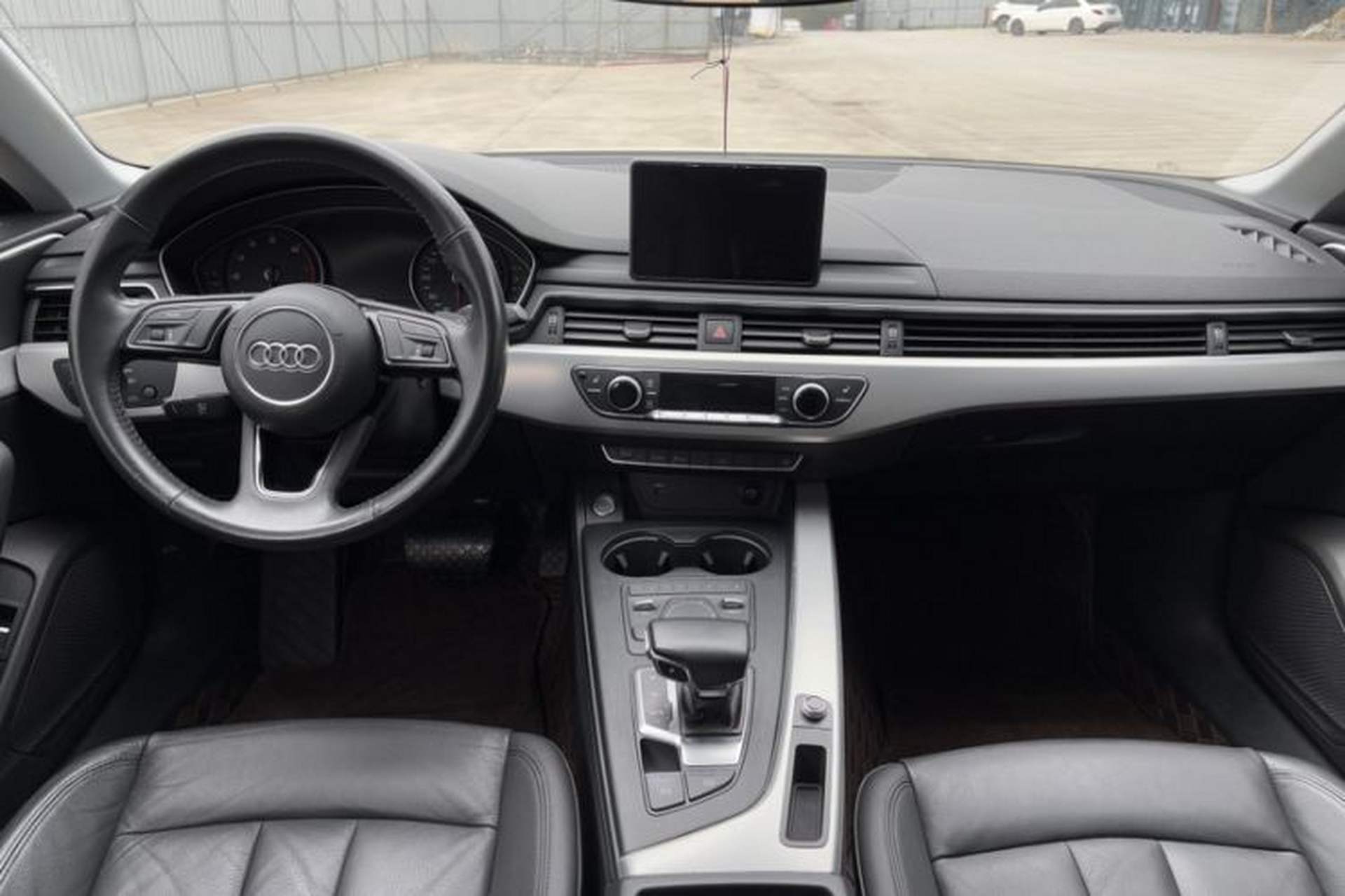 Used Audi A5 2019 Sportback 40 TFSI Fashion Model Interior 4