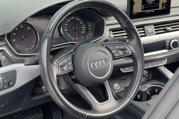 Used Audi A5 2019 Sportback 40 TFSI Fashion Model Interior 5