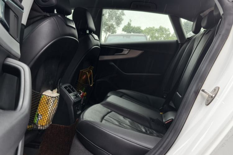 Used Audi A5 2019 Sportback 40 TFSI Fashion Model Interior 5