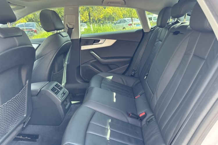 Used Audi A5 2019 Sportback 45 TFSI quattro Sport Model Interior 6