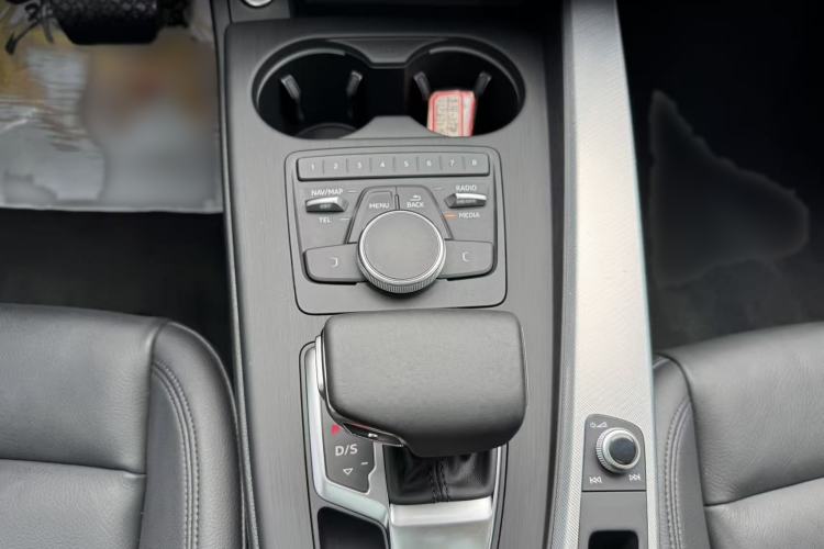 Used Audi A5 2019 Sportback 40 TFSI Fashion Model Interior 7
