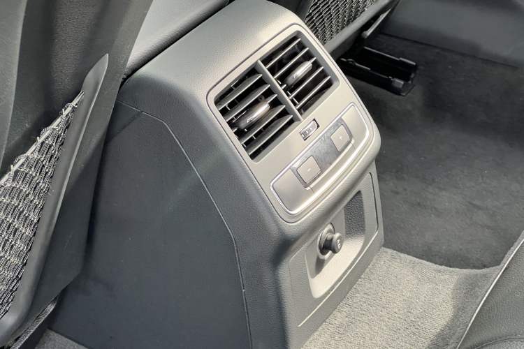 Used Audi A5 2019 Sportback 40 TFSI Fashion Model Interior 8