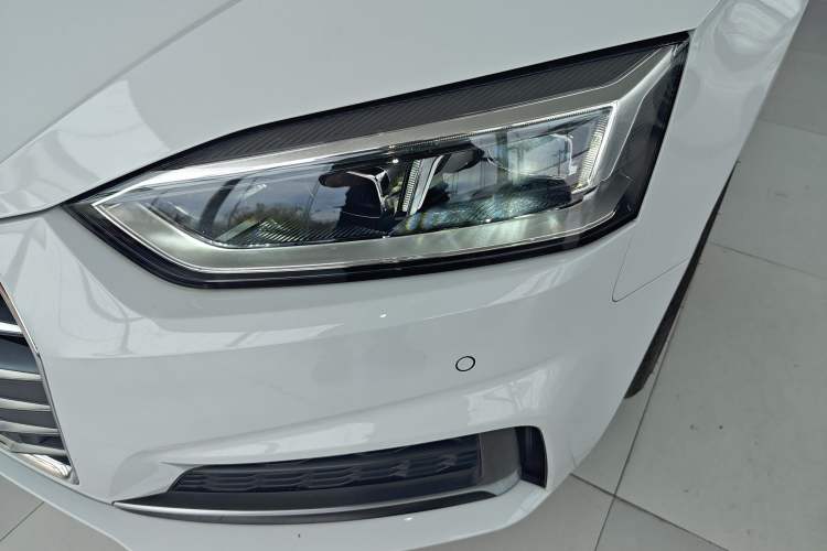 Used Audi A5 2019 Sportback 40 TFSI Fashion Model Left Front Headlight