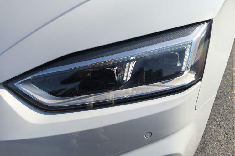 Used Audi A5 2019 Coupe 40 TFSI Fashion Edition China V Emission Standard Left Front Headlight