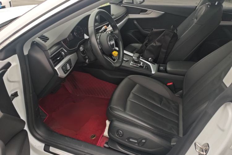Used Audi A5 2019 Sportback 40 TFSI Fashion Model Left Front Seat