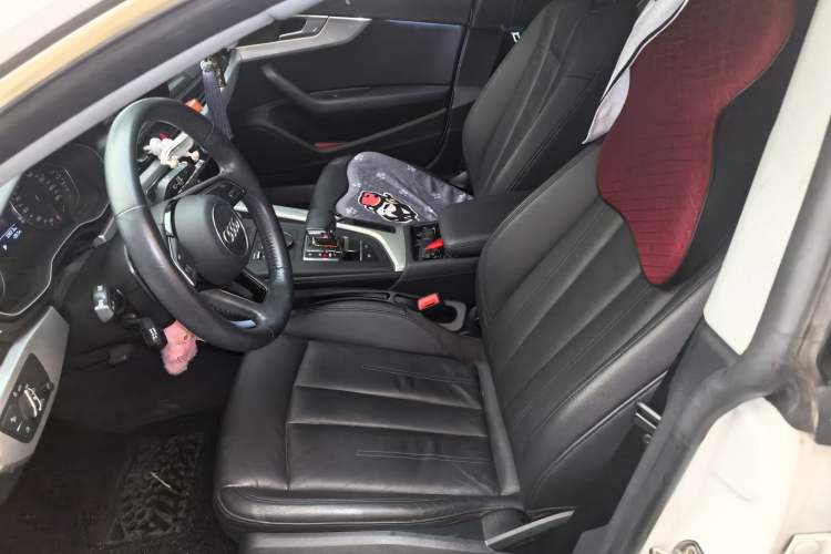 Used Audi A5 2019 Sportback 40 TFSI Fashion Model Left Front Seat