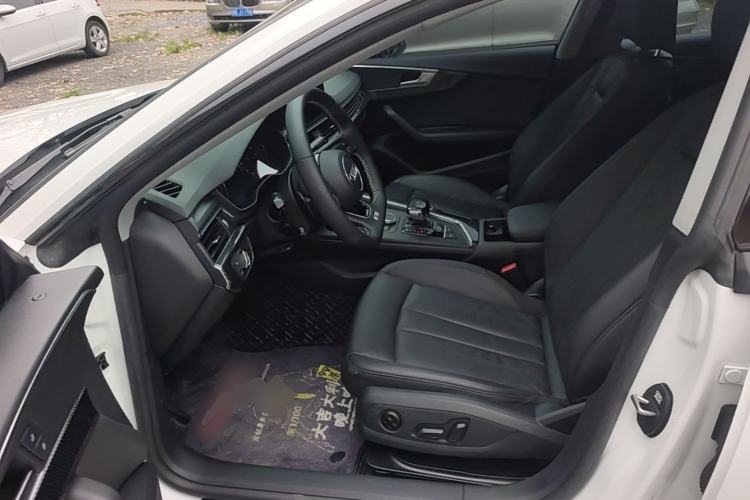 Used Audi A5 2019 Sportback 40 TFSI Fashion Model Left Front Seat