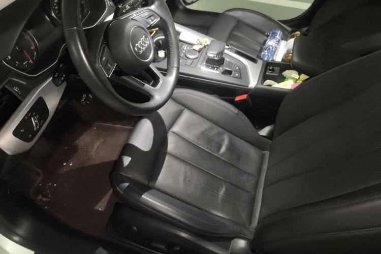Used Audi A5 2019 Sportback 40 TFSI Fashion Model Left Front Seat