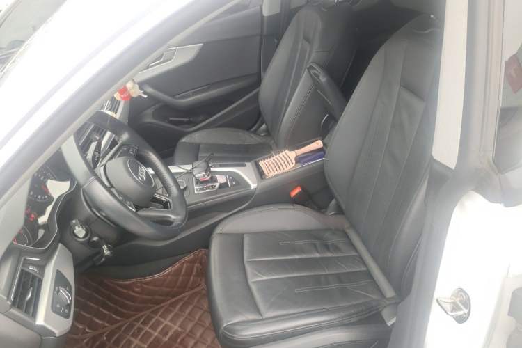 Used Audi A5 2019 Sportback 40 TFSI Fashion Model Left Front Seat