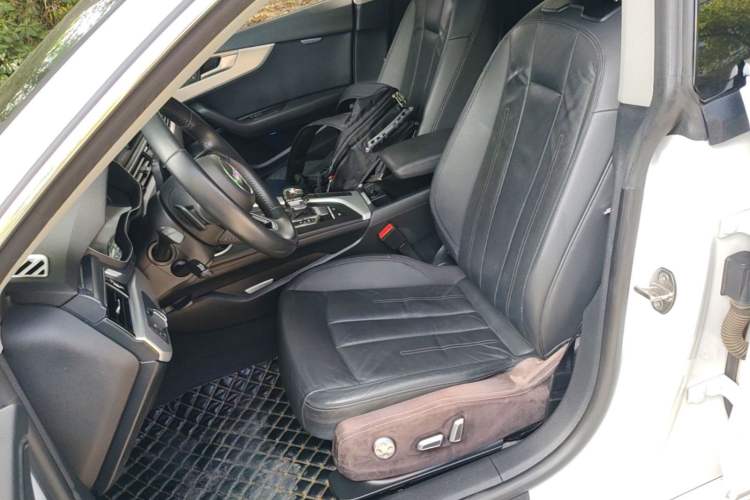 Used Audi A5 2019 Sportback 40 TFSI Fashion Model Left Front Seat