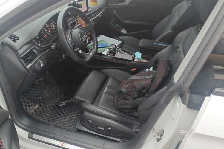 Used Audi A5  Left Front Seat