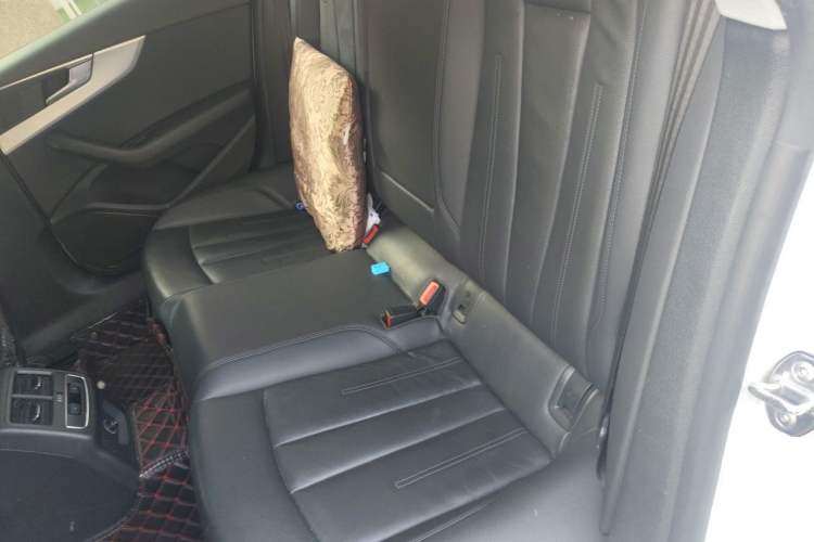 Used Audi A5 2019 Sportback 40 TFSI Fashion Model Left Rear Seat