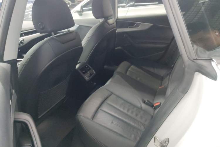 Used Audi A5 2019 Sportback 40 TFSI Fashion Model Left Rear Seat